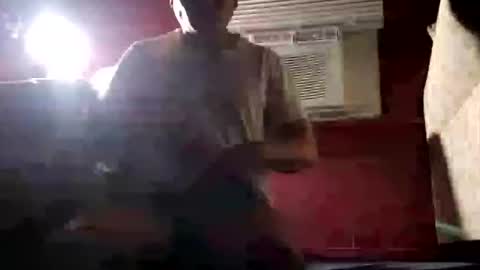 Snapshot of epg2484 chatting on January 18, 8:51 am epg2484 online show from January 18, 8:51 am