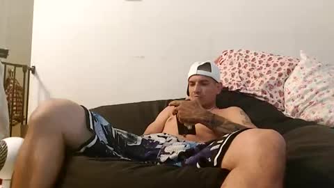 epicd512 online show from May 26, 7:43 pm