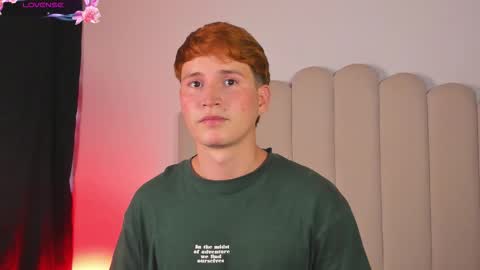 Snapshot of eragonbooy02 chatting on February 16, 10:39 pm Eragon online show from February 16, 10:39 pm