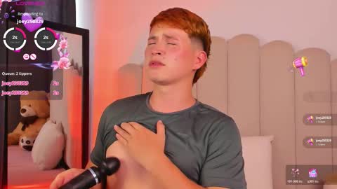 Snapshot of eragonbooy02 chatting on February 27, 9:15 pm Eragon online show from February 27, 9:15 pm