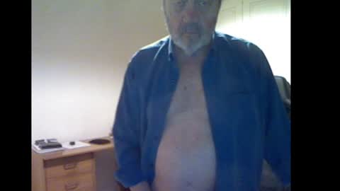 erasmus_d online show from February 4, 6:38 pm