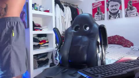 Tht BOSS Eren online show from September 18, 3:19 am