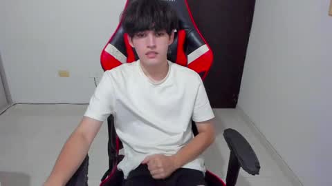 eren_tatakae online show from April 12, 3:00 am