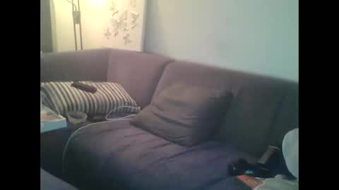 Snapshot of eric204 chatting on June 7, 5:22 am Eric online show from June 7, 5:22 am
