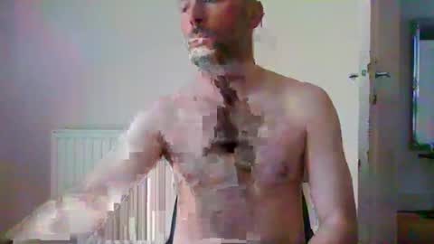 eric334418 online show from June 15, 8:05 am
