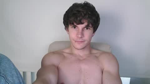 Eric Crush online show from May 30, 3:36 am