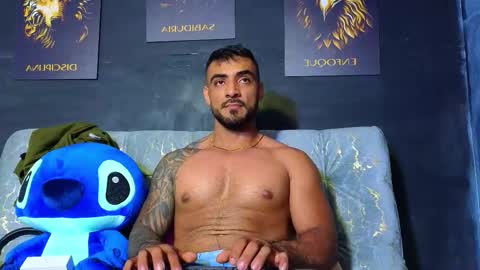 Brayan online show from October 19, 11:38 pm