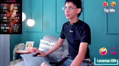 eric_nikolay online show from July 16, 7:20 pm