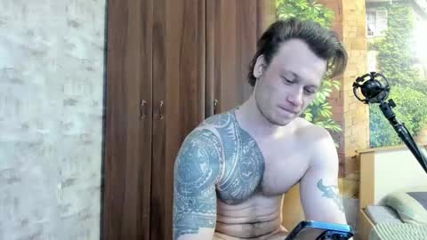 Eric online show from November 28, 3:14 pm