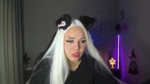 Erica online show from December 17, 8:34 am