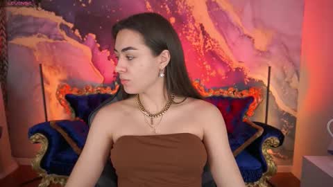 Erica online show from December 2, 7:25 am