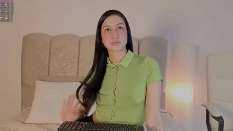 Dayanna online show from May 29, 8:18 pm