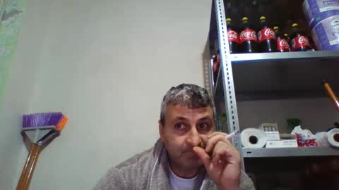 Snapshot of ericboy32 chatting on March 15, 7:20 pm eric online show from March 15, 7:20 pm