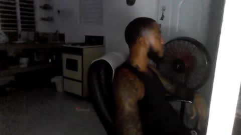 Snapshot of ericbuck chatting on March 5, 12:49 am Eric Buck online show from March 5, 12:49 am