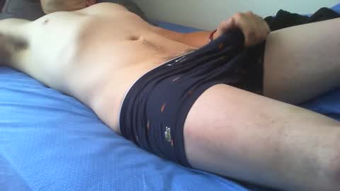 Snapshot of erick080808 chatting on December 7, 12:35 pm Erick online show from December 7, 12:35 pm