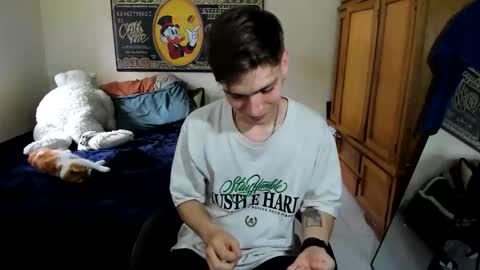 erick_de_rossee online show from April 16, 6:09 pm