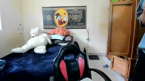 Snapshot of erick_de_rossee chatting on July 3, 6:58 pm erick_de_rossee online show from July 3, 6:58 pm