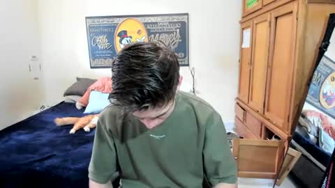 Snapshot of erick_de_rossee chatting on July 17, 8:03 pm erick_de_rossee online show from July 17, 8:03 pm