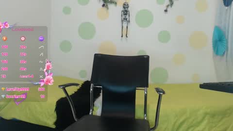 Snapshot of erik_lion chatting on January 14, 9:30 pm Jhon online show from January 14, 9:30 pm