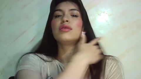 Erika online show from April 8, 4:29 pm