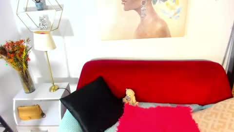 E R I K A  - L  Y R I C S online show from July 8, 1:59 pm