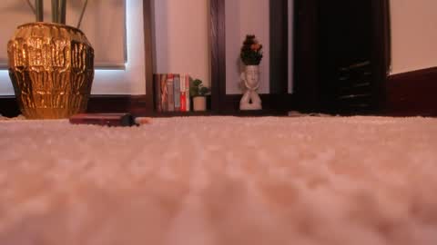 Venus Skye online show from April 8, 7:14 pm