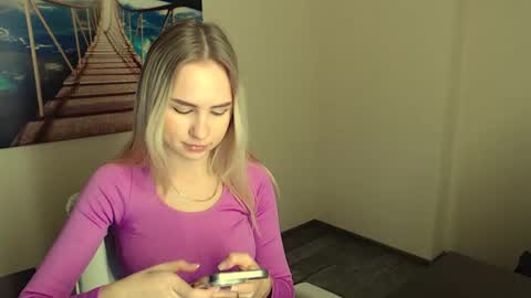 Erika online show from December 6, 1:11 pm