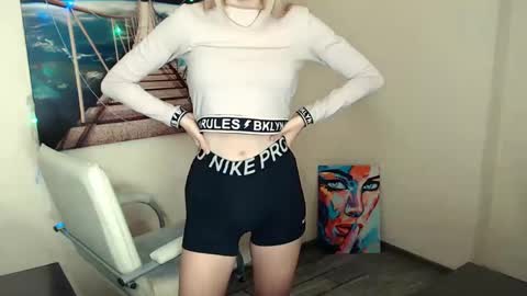 Erika online show from March 5, 4:35 pm