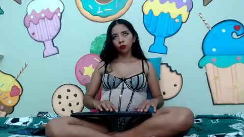 erika online show from May 10, 5:51 pm