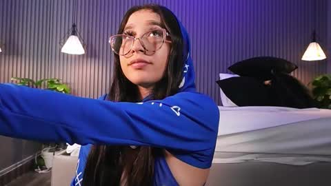 Eri  online show from February 13, 8:27 pm