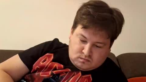 erikstar online show from December 21, 2:46 pm