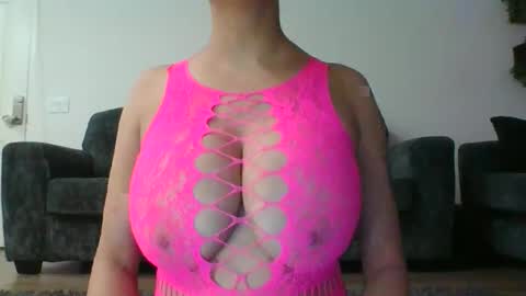 erin2025 online show from November 29, 5:32 am