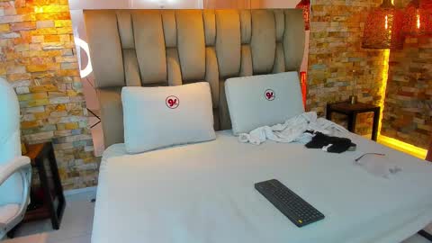  ERIS  online show from October 16, 12:50 pm