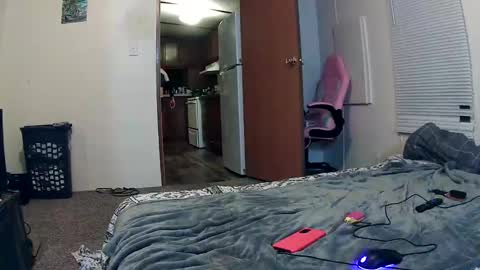 Snapshot of eristwiste chatting on February 10, 1:46 am Eris Twiste online show from February 10, 1:46 am