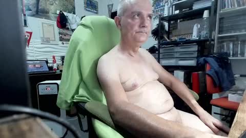 ernello online show from July 1, 1:02 pm
