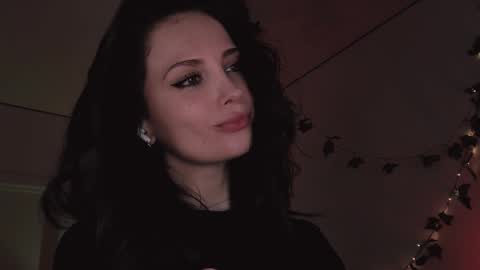 erohaze online show from December 5, 5:42 pm