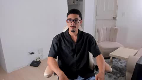eros_becker_ online show from May 31, 5:26 am