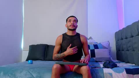 Snapshot of eros_chipre chatting on February 10, 6:56 pm Eros online show from February 10, 6:56 pm