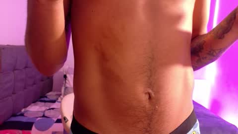 Snapshot of eros_chipre chatting on February 18, 4:25 pm Eros online show from February 18, 4:25 pm