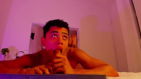 Snapshot of eros_wild chatting on March 12, 6:40 am eros_wild online show from March 12, 6:40 am