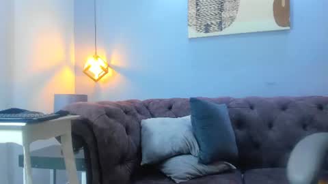 Snapshot of eross_santy chatting on July 18, 1:48 pm Eross online show from July 18, 1:48 pm