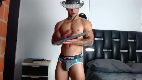 Eros online show from April 15, 4:25 pm