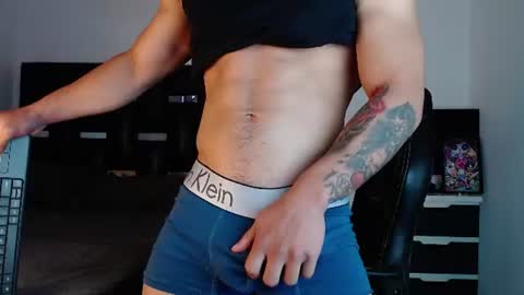 Snapshot of erosscott chatting on July 8, 5:06 pm Eros online show from July 8, 5:06 pm