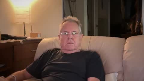 Snapshot of erostalk chatting on October 26, 12:55 pm eros online show from October 26, 12:55 pm