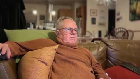 Snapshot of erostalk chatting on February 7, 3:54 am eros online show from February 7, 3:54 am