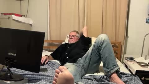 Snapshot of erostalk chatting on April 19, 7:18 am eros online show from April 19, 7:18 am