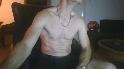 Snapshot of erostja557 chatting on October 12, 7:13 pm erostja557 online show from October 12, 7:13 pm
