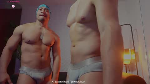 eroswolf online show from April 6, 3:46 pm