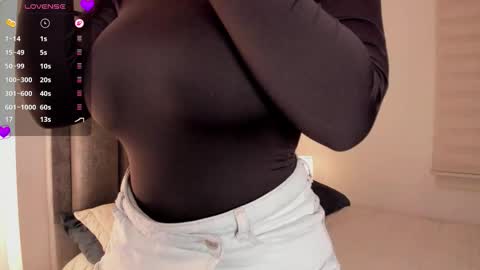 Karen online show from October 3, 1:46 am