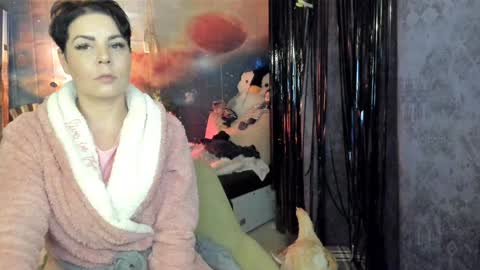 Snapshot of erotic_dessire chatting on December 1, 7:58 pm Eve online show from December 1, 7:58 pm